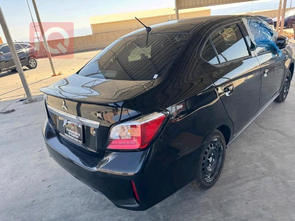 میتسوبیشی میراژ G4